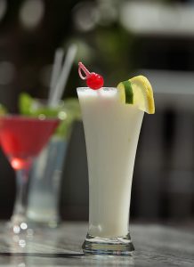 Cocktail pina colada - Complexe Hotelier Le 55